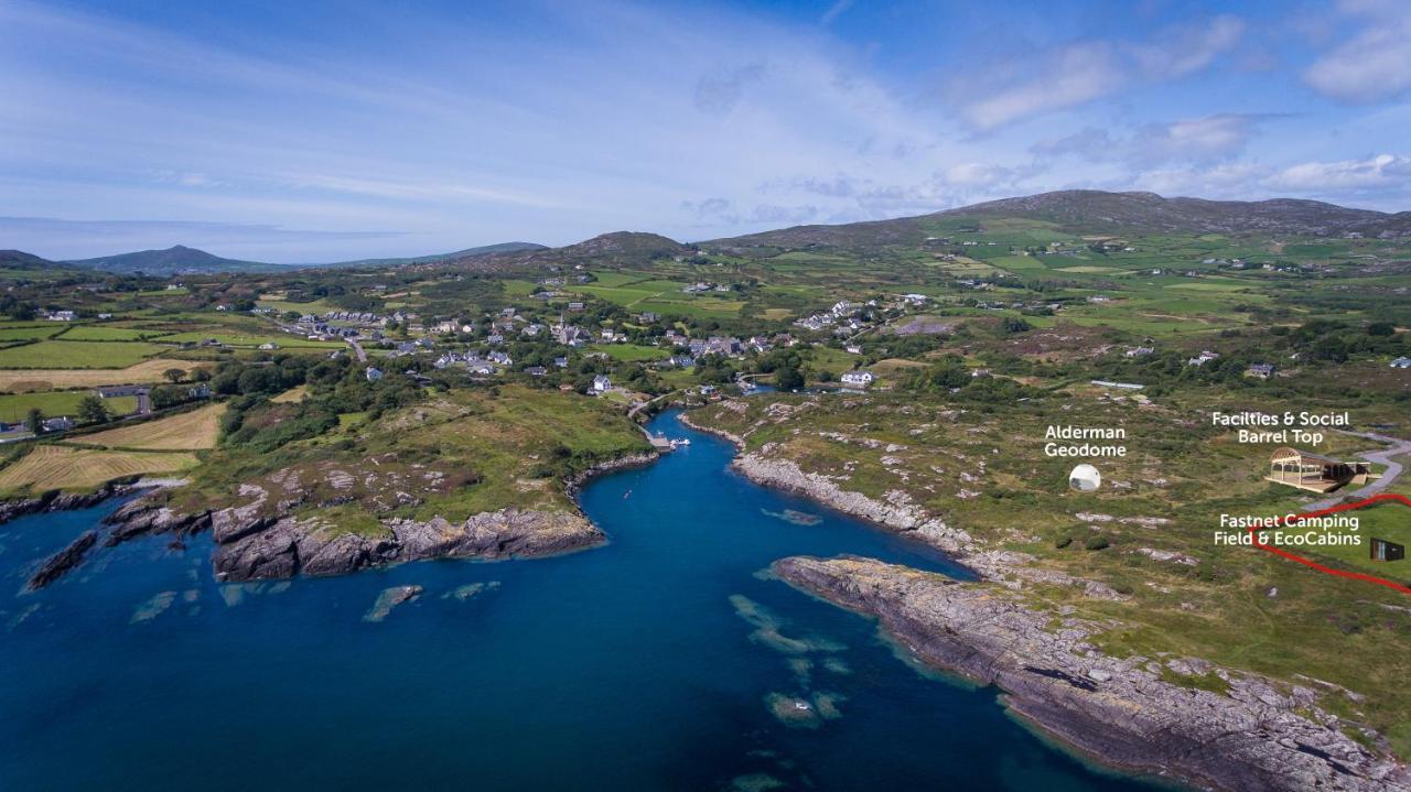 Goleen Harbour Hotel Exterior photo